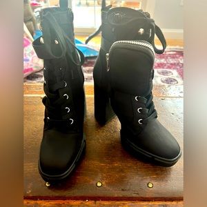 COPY - Steve Madden Black Herrick Platform Boot Women's Black Boots Size 7.5